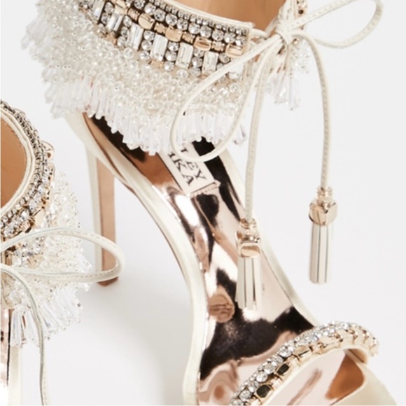 Badgley Mischka stunning gorgeous “Katrina” sandal - Picture 7 of 17